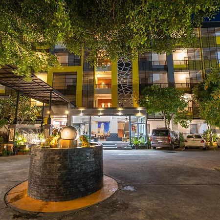 S.B.Living Place Phuket Buitenkant foto