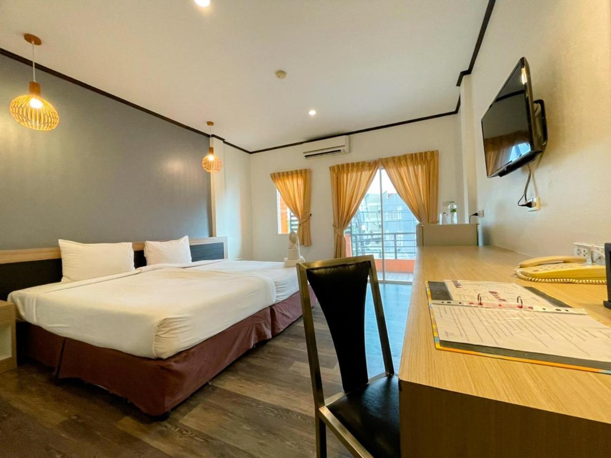 S.B.Living Place Phuket Buitenkant foto